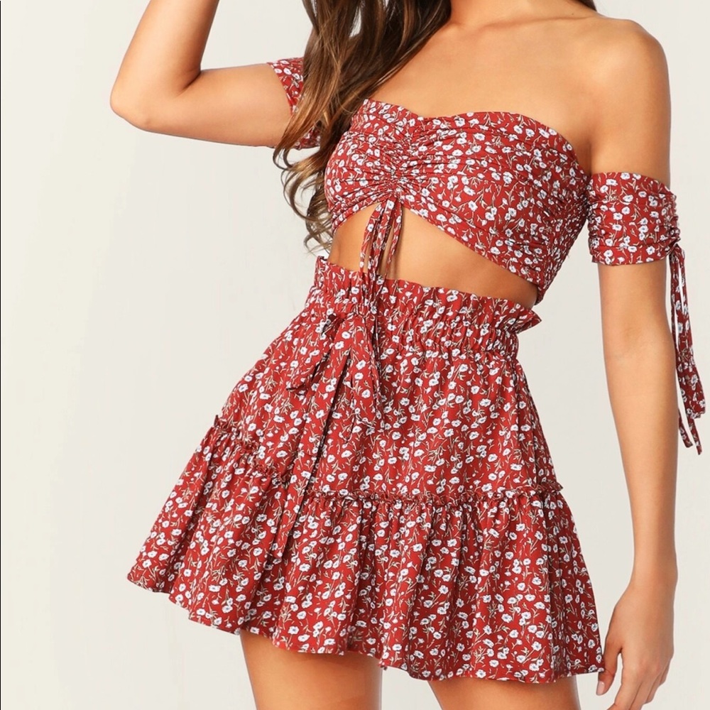 Floral Ruched Crop Top and Flounce Skirt Set